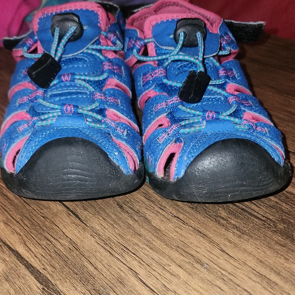 Kids Blue and‎ Pink Athletic Hook Loop Strap Sandals